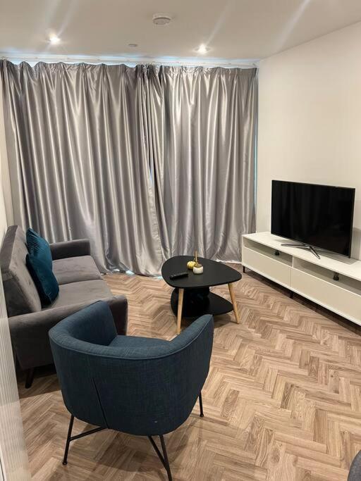 Stunning One Bedroom Apartment Λονδίνο Εξωτερικό φωτογραφία